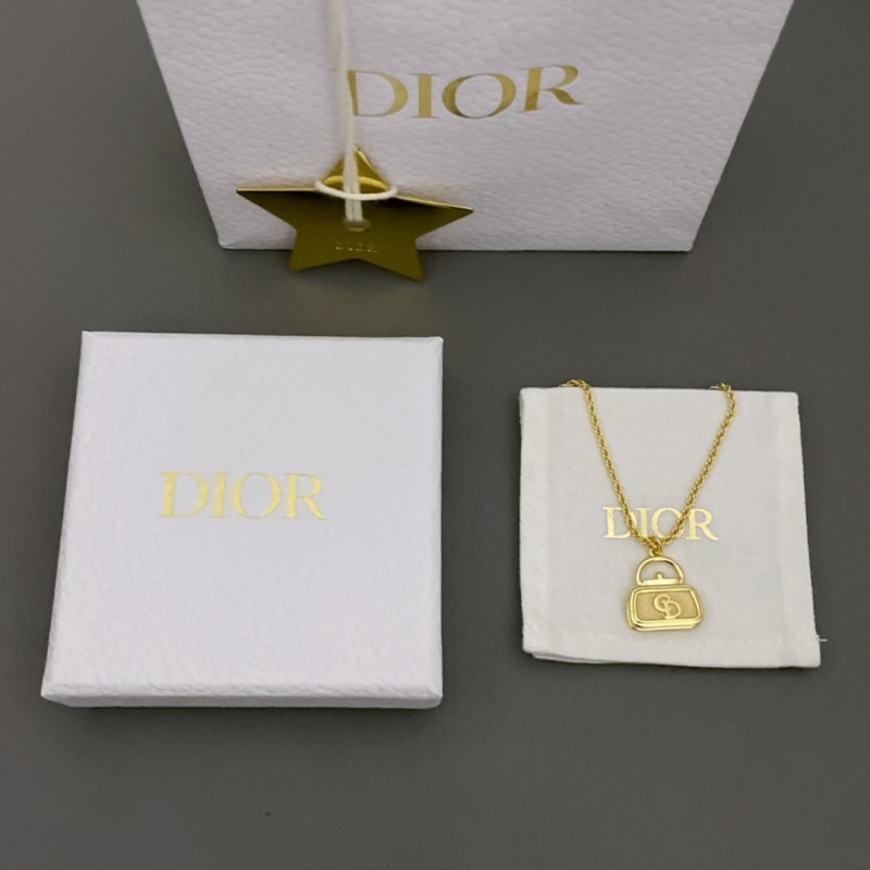 Ch*el necklaces